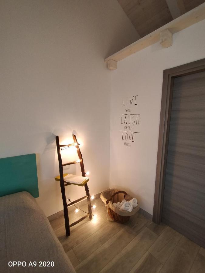 B&B Madonna Degli Airali Vezza d'Alba Luaran gambar