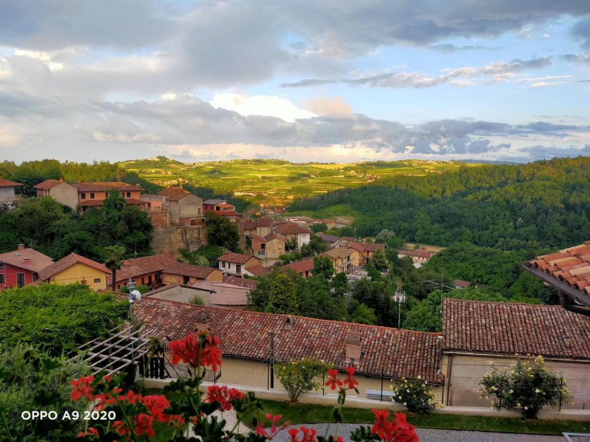 B&B Madonna Degli Airali Vezza d'Alba Luaran gambar